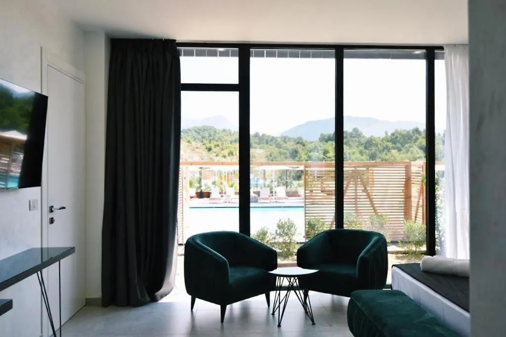 Equos Resort Hotel ティラナ アルバニア